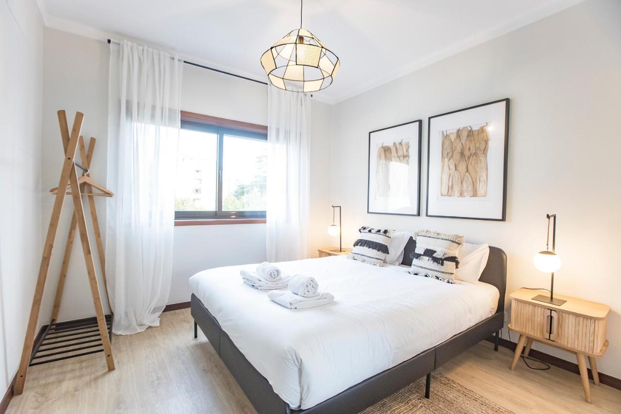 2Br Flat In Bonfim W/ Ac & Balcony By Lovelystay OOporto Extérieur photo