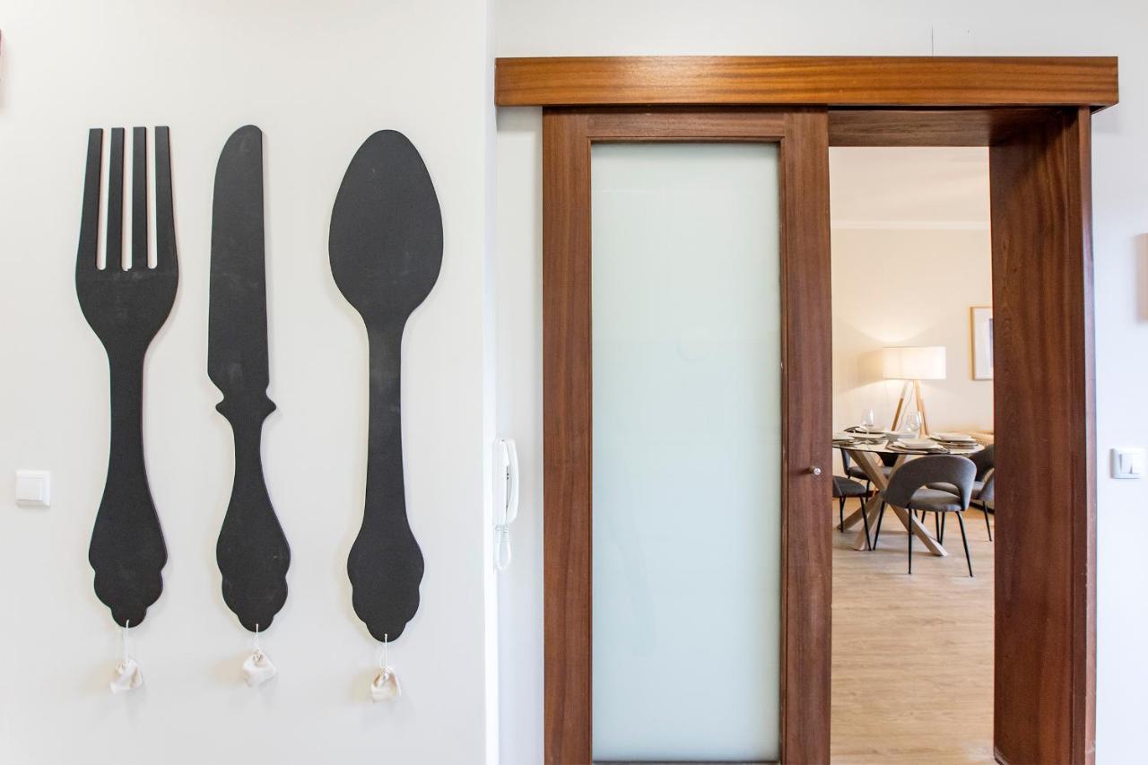 2Br Flat In Bonfim W/ Ac & Balcony By Lovelystay OOporto Extérieur photo
