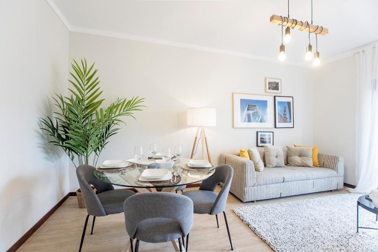 2Br Flat In Bonfim W/ Ac & Balcony By Lovelystay OOporto Extérieur photo